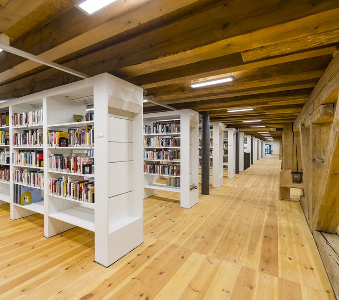 Freiberg_BibliothekImKornhaus_ReneJungnickel