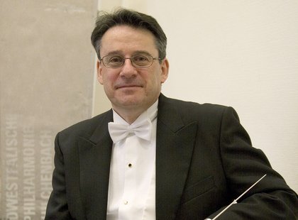 Harris_Russell_PR__c_Klaus_Lefebvre