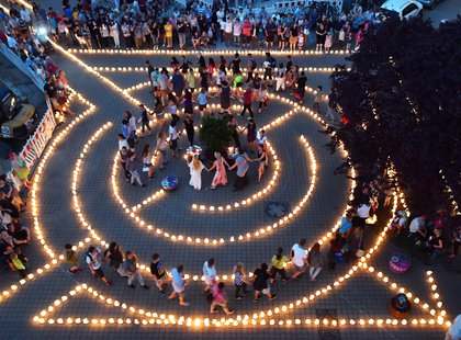 Lichterlabyrinth2016Mozart-Gesellschaft-20160625  (7).jpg