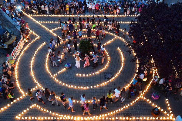 Lichterlabyrinth2016Mozart-Gesellschaft-20160625  (7).jpg