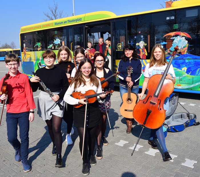 Mozartkinder_Kunstbus0604 (15).JPG