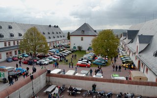 Oldtimer-Herbsttreffen im Schloss Augustusburg (c)ASL Schlossbetriebe gGmbH.JPG