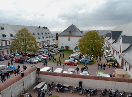 Oldtimer-Herbsttreffen im Schloss Augustusburg (c)ASL Schlossbetriebe gGmbH.JPG