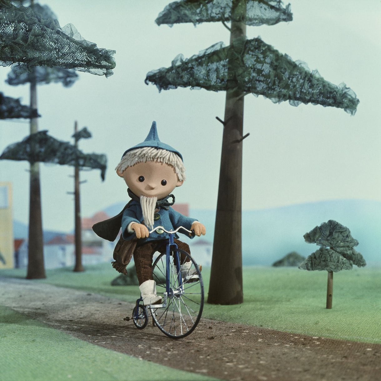 Scharfenstein_Zirkus_klein(c)rbb media, Gisela Konang.jpg