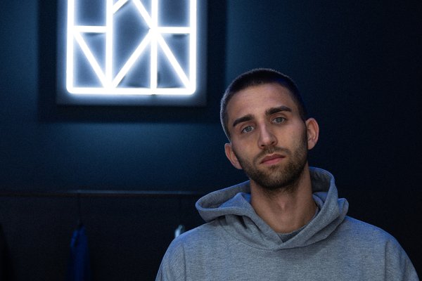 andre-zimpel-credit-philipp-gladsome-square