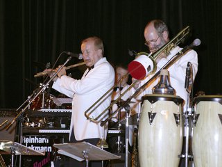 90EU0303_RT8.jpg