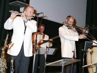 90EU0306_RT8.jpg