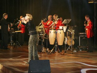 90EU0347_RT8.jpg