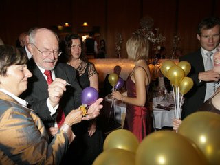 Ball204.jpg