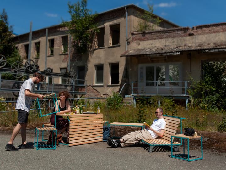 Der Prototyp der Fleximöbel im ersten Einsatz