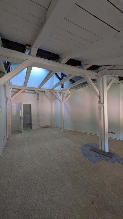 Blick in den Raum B1.07, Atelier, Büro