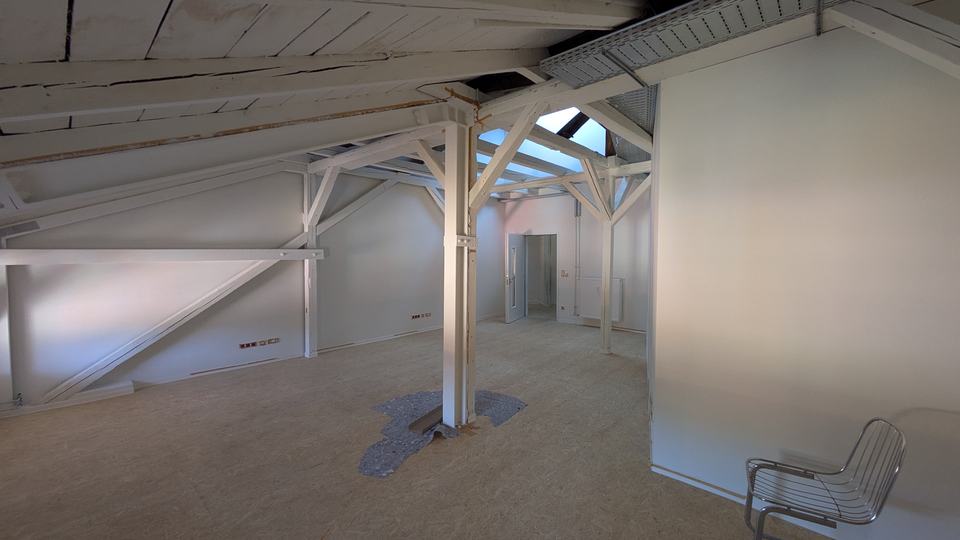 Blick in den Raum B1.07, Atelier, Büro
