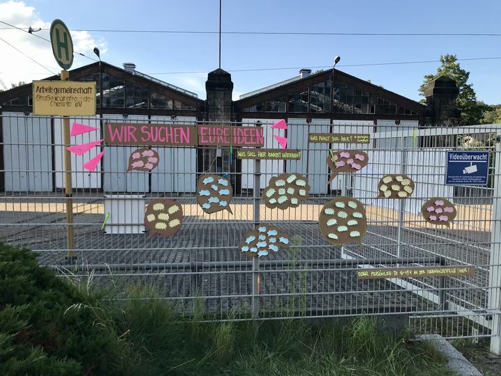 Eingangsbereich am Garagen-Campus Chemnitz