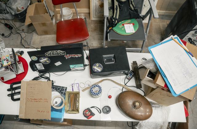 Blick ins Materiallager von Zeux - die Materialinitiative für Chemnitz