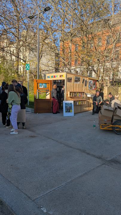 Eröffnung der Bücherpforte in der Stadtwirtschaft am 8. April 2026