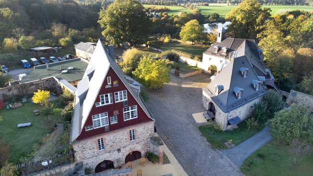 001SchlossDoebenVerleihungKdtPrendelOrden