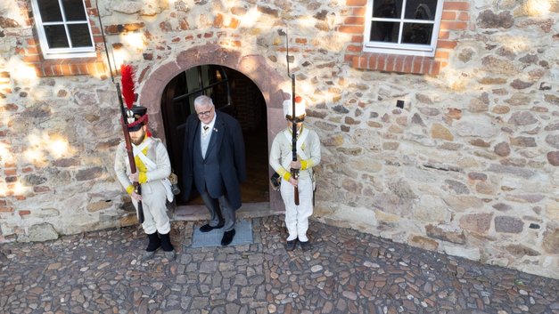 007SchlossDoebenVerleihungKdtPrendelOrden