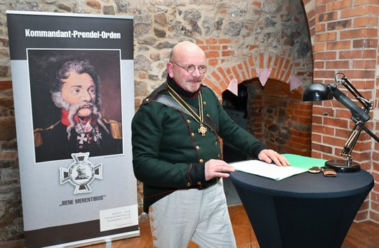 029SchlossDoebenVerleihungKdtPrendelOrden