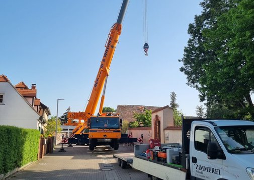 Alles bereit zum Einheben des Dachstuhlbinders
