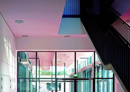 Mediencampus_Glasfoyer_01.jpg