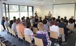 Gut 40 Unterstützer der Mathe-Olympiade in Chemnitz trafen sich im "Start up"-Gebäude. Foto: TCC