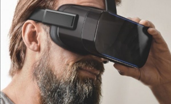 Mittel VR-Brille reist man im TK-Gesundheitsmobil auch in den menschlichen Körper